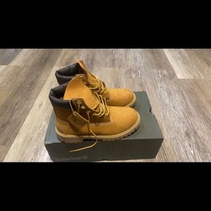 Timberland wheat size 5